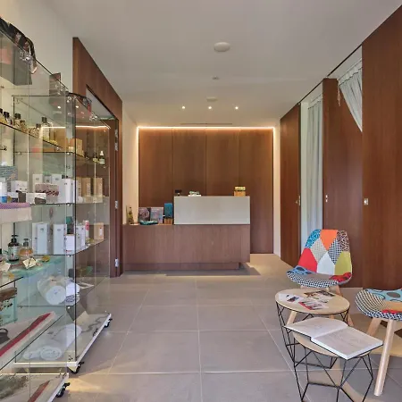 호텔 L'esagono 산테오도로