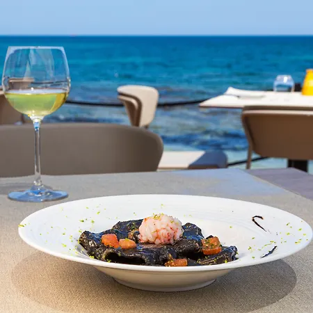 호텔 L'esagono 산테오도로