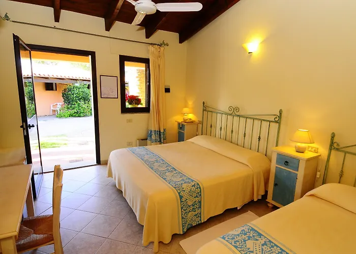 L'esagono Hotell San Teodoro (Sardinia)