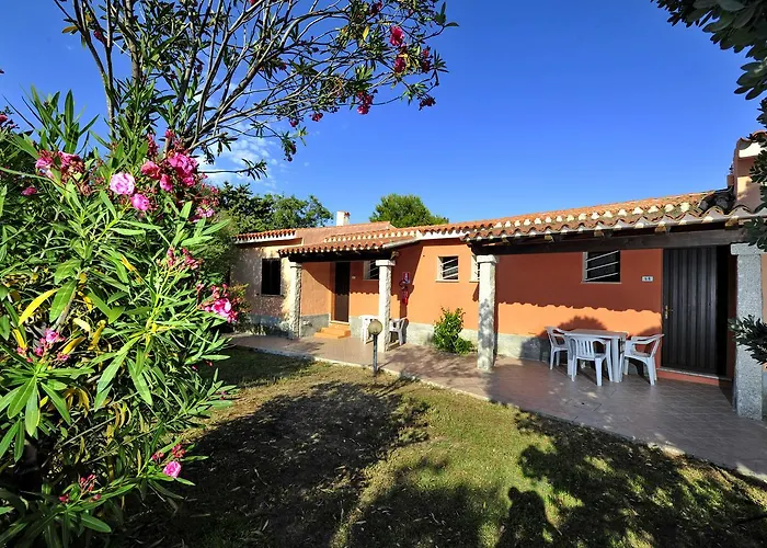 Hotell L'esagono San Teodoro (Sardinia)