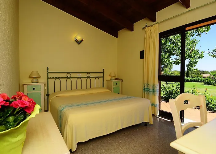 Hotell L'esagono San Teodoro (Sardinia)